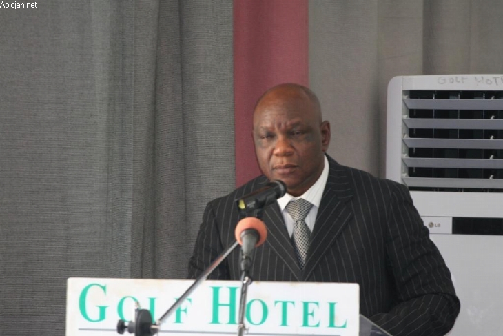 Gestion populiste de l’Etat : Comment Gbagbo ridiculise la Côte d’Ivoire